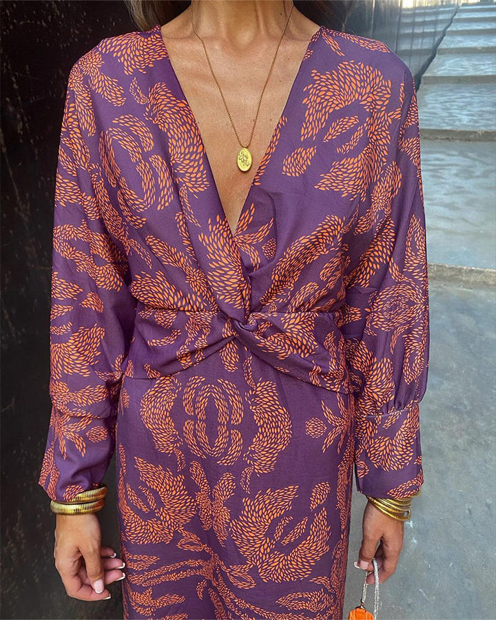 Eleanora™  Vintage V-Neck Long-Sleeve Dress