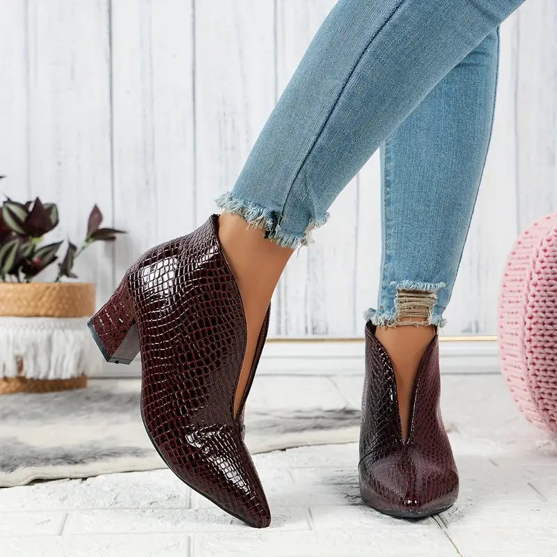 Iris™ Women's Pointed-Heeled Boots