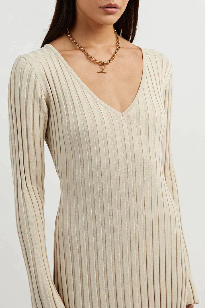 Demi™  V-neck midi dress with sleeves