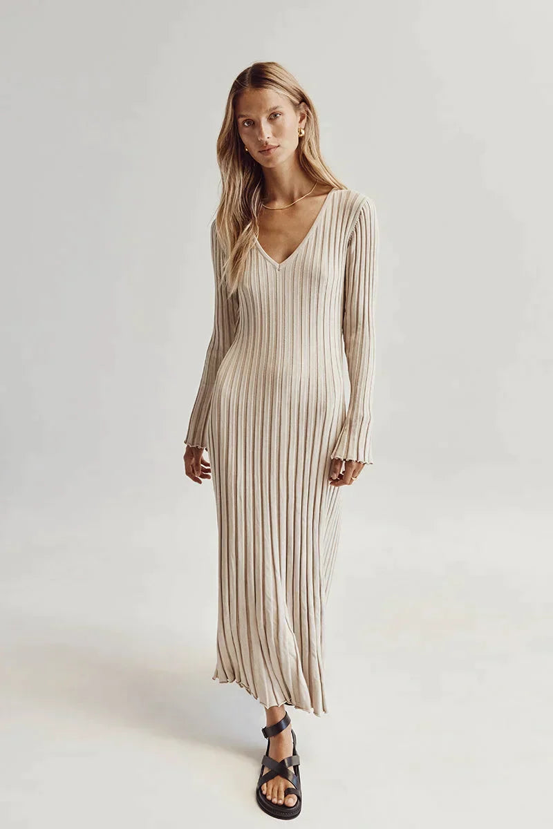 Demi™  V-neck midi dress with sleeves