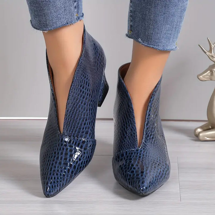 Iris™ Women's Pointed-Heeled Boots