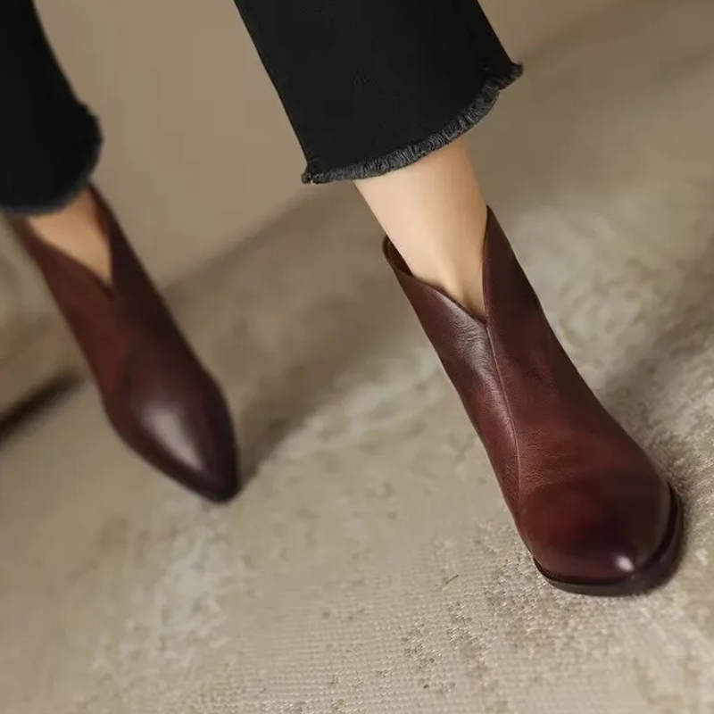 Sabrina™ Elegant Women’s Boots