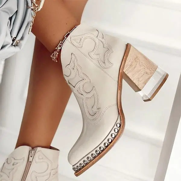 Sue™ | Norwich Embroidered Leather Boots
