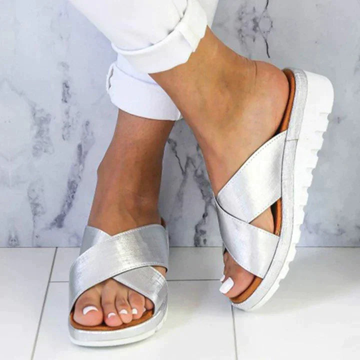 CloudWalk™ | The Trendsetting Ortho-Sandals