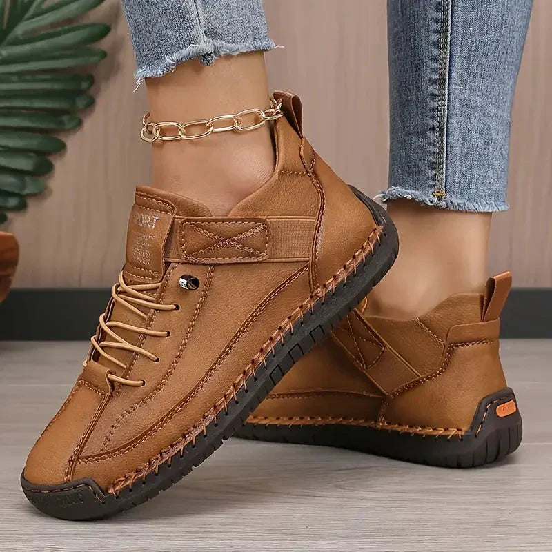 Clover™ - Comfortable Orthopaedic Sneakers
