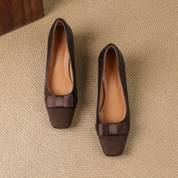 Mina™ Classic Elegant Pumps