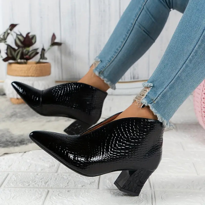 Iris™ Women's Pointed-Heeled Boots